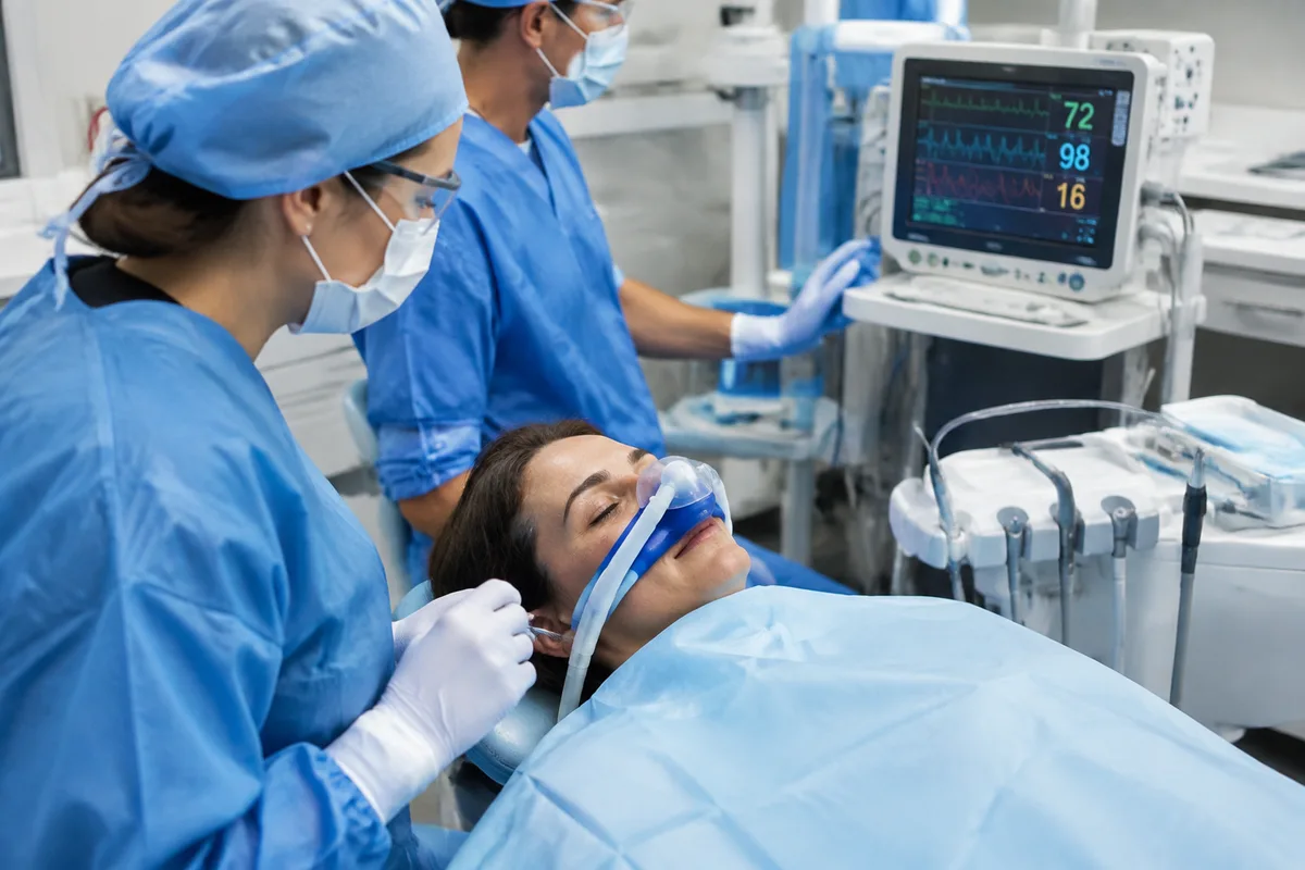 Sedación, sedación intravenosa y anestesia general en nuestro consultorio